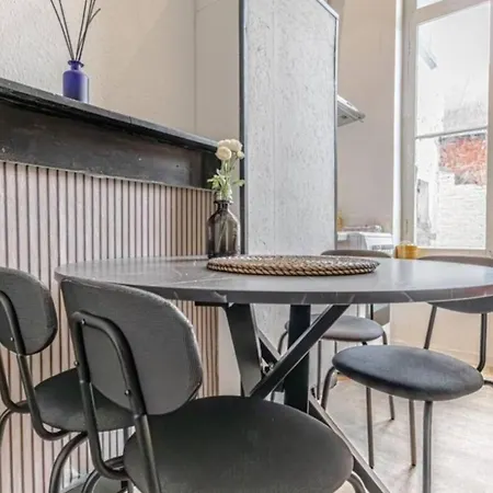 Lovely With View At Vibrant Ghent, Breezy Balcony * Ghent