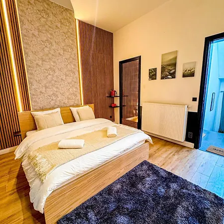 Апартаменты Lovely With View At Vibrant Ghent, Breezy Balcony