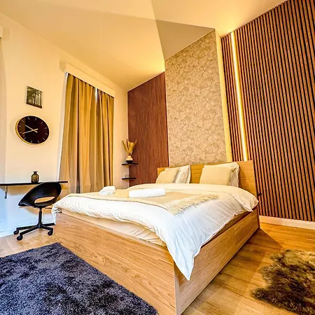 Апартаменты Lovely With View At Vibrant Ghent, Breezy Balcony *